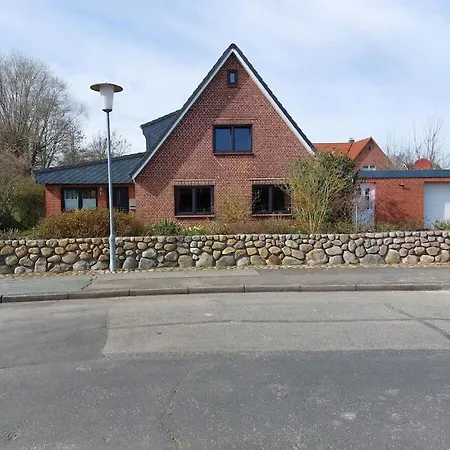 Holm Comfortable Tatil Evi *